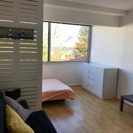 Ibigniarry A2- Quartier Calme Avec Piscine Collective *